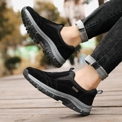 Men's breathable mesh sneakers